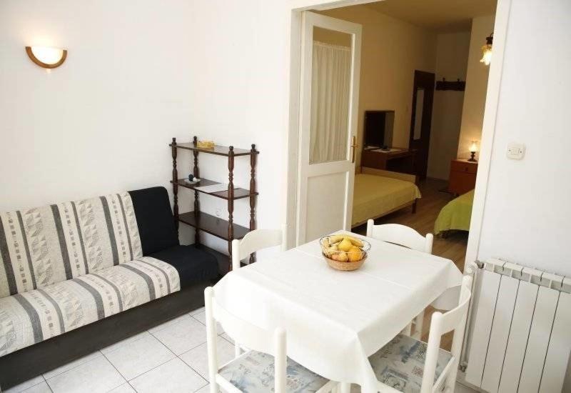 Apartment Plava Plaza Vodice Esterno foto