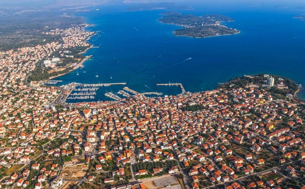 Apartment Plava Plaza Vodice Esterno foto